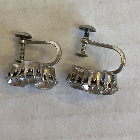 Clear Crystal Screw Back Vintage Silver Tone Earrings Made In Austria - Picture 10 of 15
